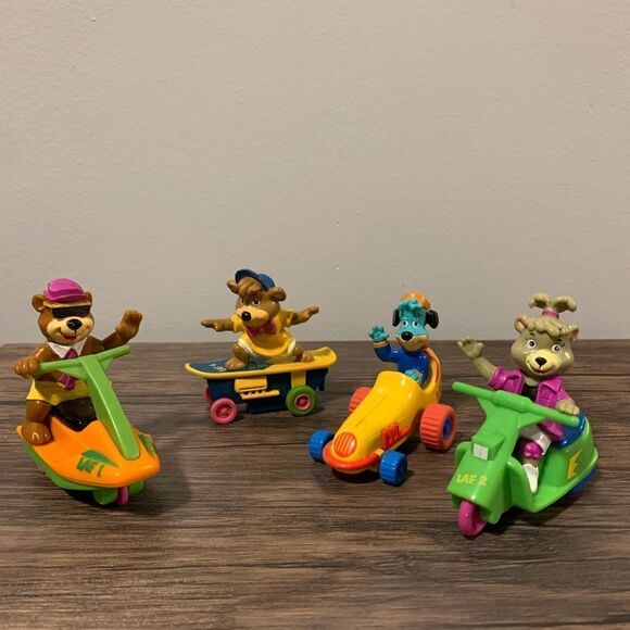 Vintage McDonalds 1991 Yogi Bear Complete Set ! - Picture 2 of 6